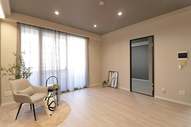 【居間・リビング】 | エスリード阿波座 | LDK　約１３．８帖　床暖房付♪