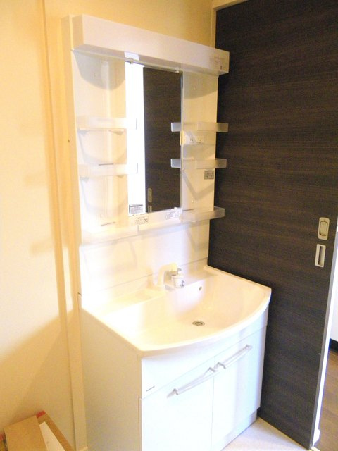 カドーヴェールのトイレ|レストルームは温水洗浄便座付