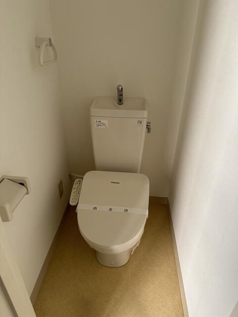 １００　ロイヤルガーデンⅡのトイレ