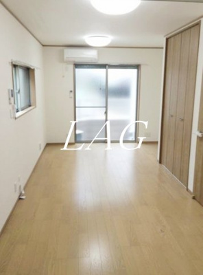 【居間・リビング】 | アーバンハイツ | 洋室のお部屋です。