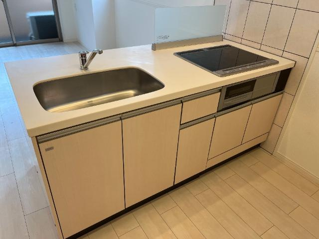 アーバンブルー藤のキッチン|キッチン