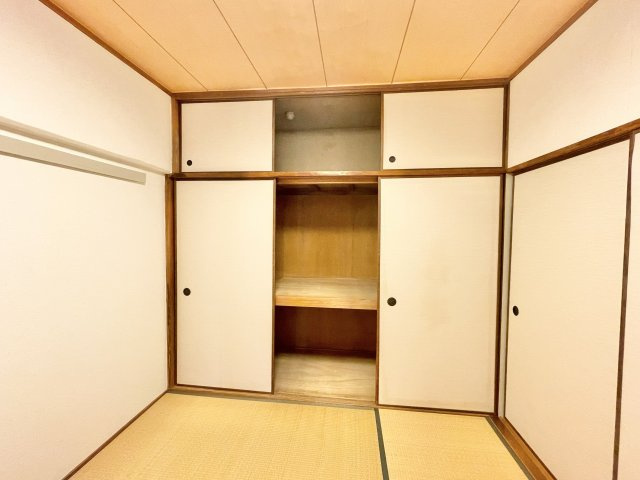 ファースト香里園ハイツの収納|収納のためのスペースです