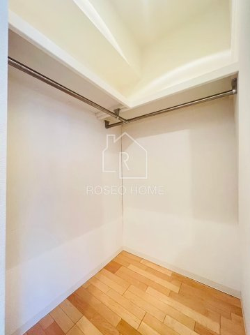 パウゼ堺筋の収納|同マンション別部屋：参考写真