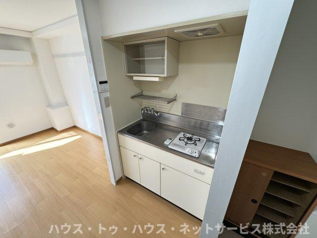 ジュネパレスコージーキャビンのキッチン