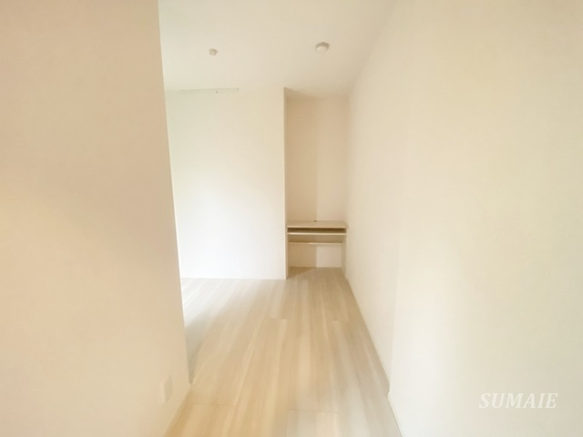 アヴァンス豊島Ａの居間・リビング|4.8帖洋室です☆