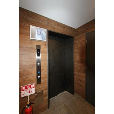 【エントランス】 | イアース横濱関内