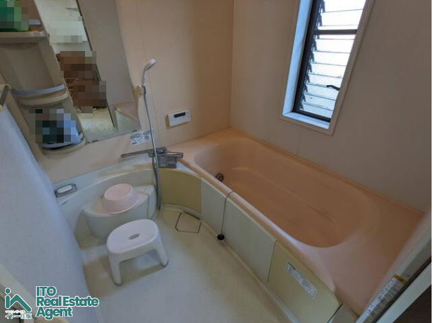 上・東柳町 中古戸建の浴室