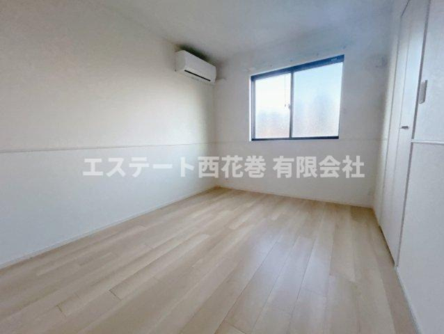 サンライズ桜町Bの洋室