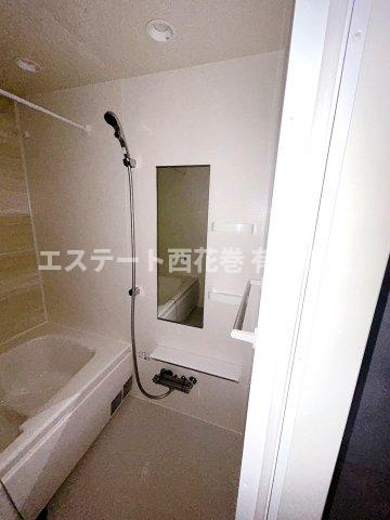 サンライズ桜町Bの浴室