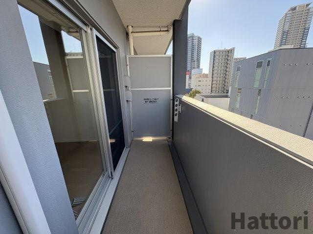 ラルーチェ北梅田のバルコニー