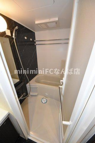 コンフォリア阿波座の浴室