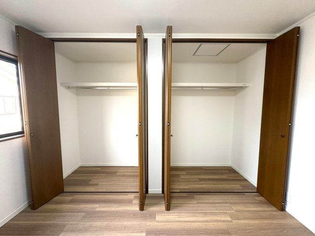 ◆２０２５年９月リフォーム完了◆全居室６帖以上のロフト付き◆収納豊富◆宇治市五ケ庄大林の収納|クローゼット