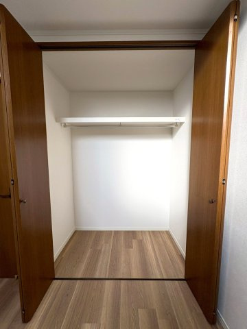 ◆２０２５年９月リフォーム完了◆全居室６帖以上のロフト付き◆収納豊富◆宇治市五ケ庄大林の収納|クローゼット