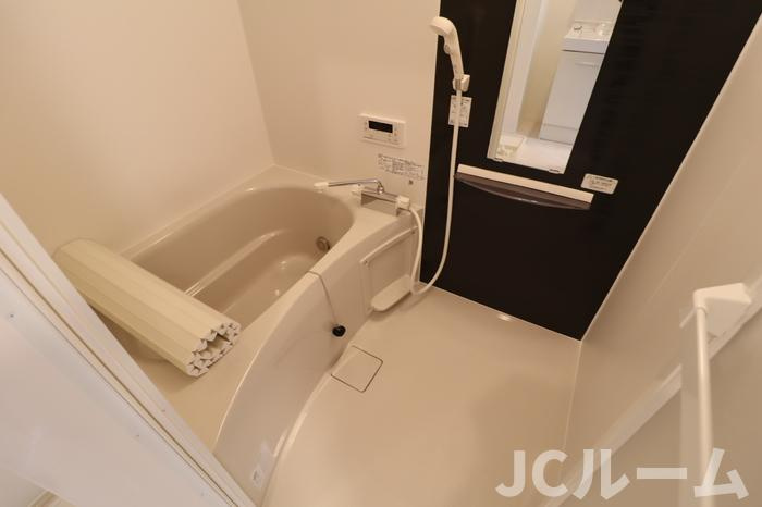 リナーシェ Aの浴室