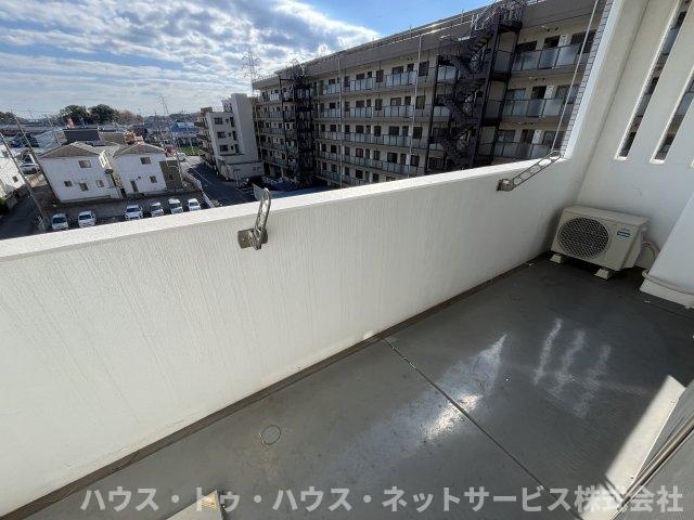 シャルマンフラットリヴァーⅡのバルコニー