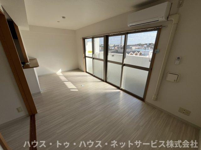 シャルマンフラットリヴァーⅡの居間・リビング