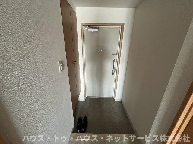 シャルマンフラットリヴァーⅡの玄関