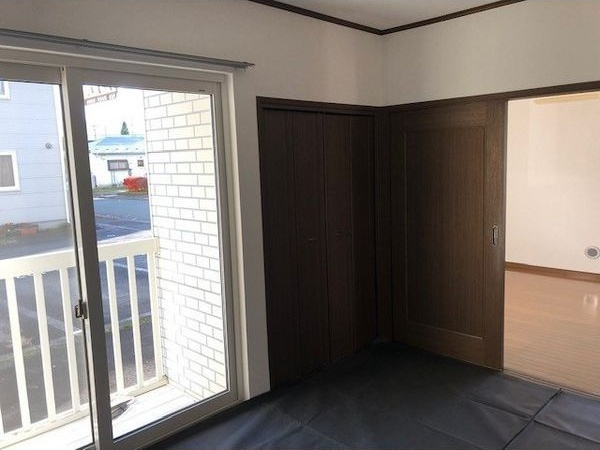 フリーデン E棟の和室