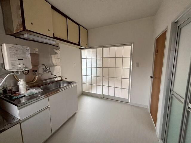 クロノス薬円台Southのキッチン