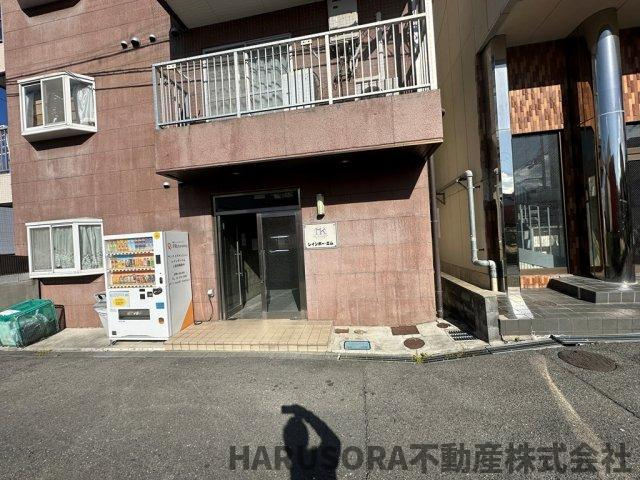 大東市寺川３丁目2棟レジデンスのエントランス