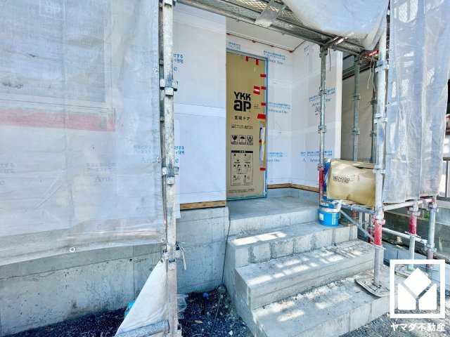 大津市坂本２丁目　第３４　１号棟の玄関|3月12日　現地写真更新