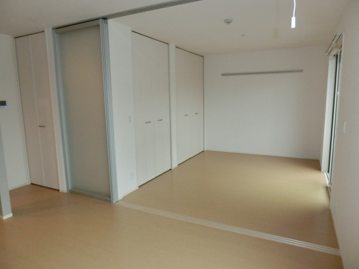 グランドゥール二の宮の寝室