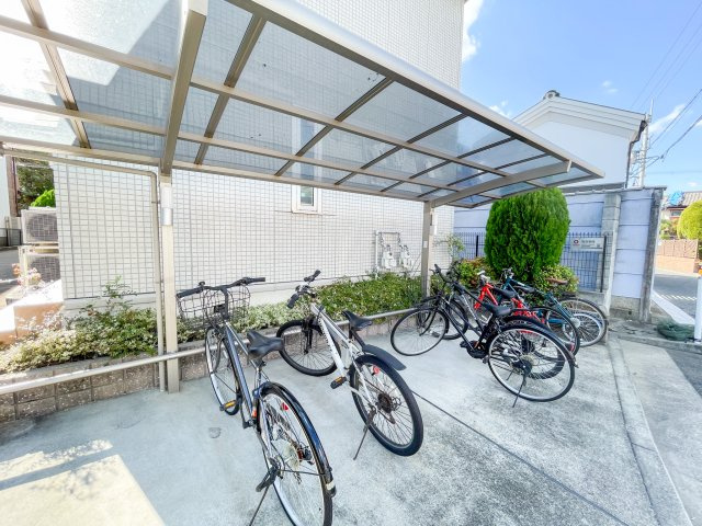 メゾン ラグランジュのその他