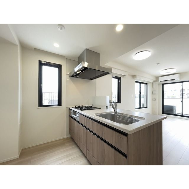 コンフォリア北沢のキッチン|■グリル付ガスコンロシステムキッチン■都市ガス♪