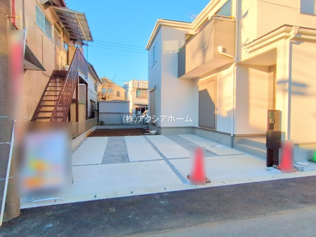 所沢市青葉台・全1棟　新築一戸建　～2階全居室WIC付き～の駐車場