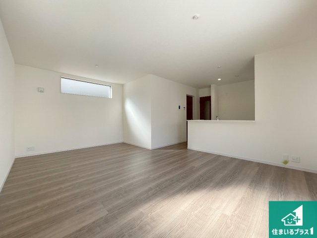 藤井寺市道明寺　第5期　新築一戸建ての前面道路含む現地写真|周辺は落ち着いた街並みの住宅地！子育てがしやすい住環境です！まだ未完成ですが、現地でしかわからない事もございます。是非一度ご覧ください。