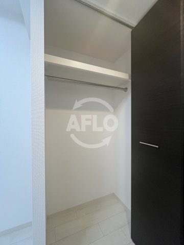 エステムコート新大阪15フロウの収納|エステムコート新大阪XVフロウ　クローゼット