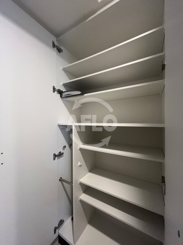 エステムコート新大阪15フロウの内装|エステムコート新大阪XVフロウ　シューズボックス