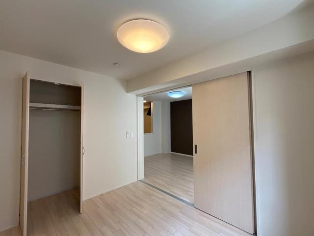 ガーデン中新町の内装|南側洋室（イメージ）