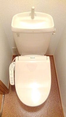 【トイレ】 | マーベラスC | 清潔感のあるトイレです