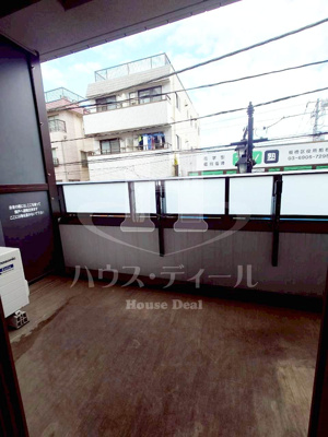 【バルコニー】 | プラウド板橋区役所前 | 暖かな日差しのふりそそぐバルコニー