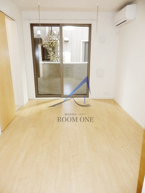 ウィロウ　コート　Ｃの居間・リビング|洋室のお部屋です。