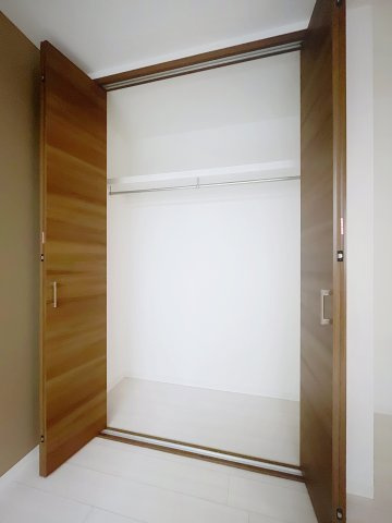 I.Residence天王寺の収納|クローゼットです