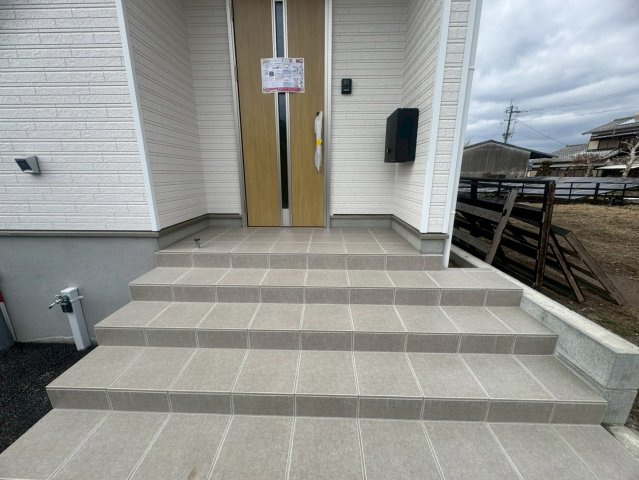 久留米市安武町安武本新築建売第4の玄関