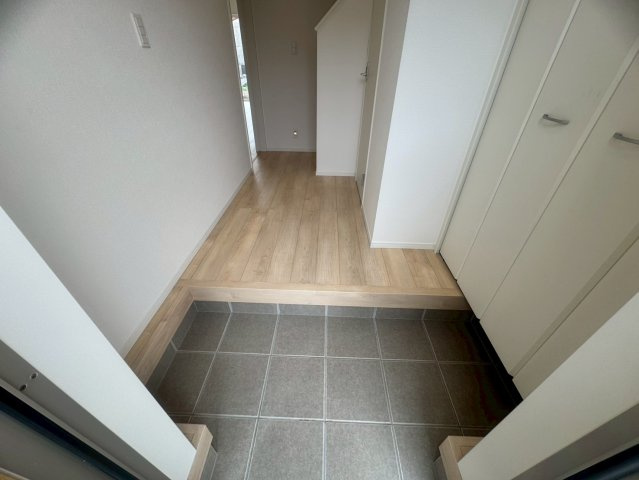 久留米市安武町安武本新築建売第4の玄関