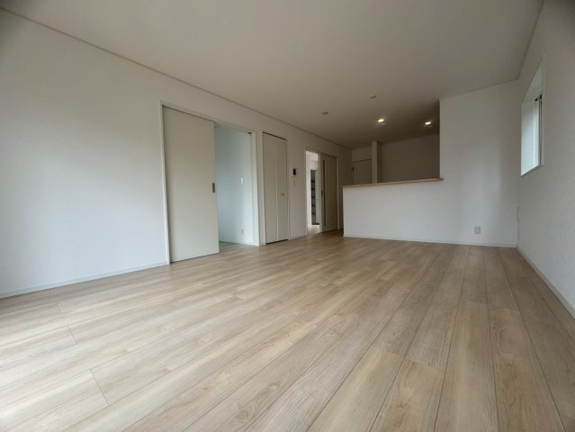 久留米市安武町安武本新築建売第4の居間・リビング