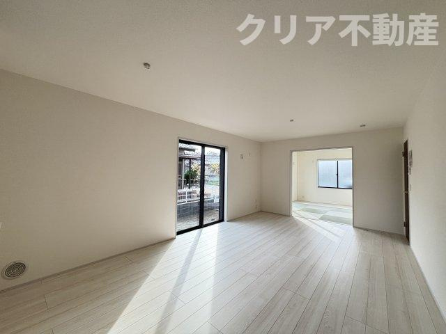 【居間・リビング】 | 第５高崎市寺尾町２号棟