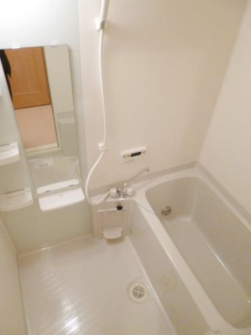 ファミール　ハウスⅤ　Ｂの浴室