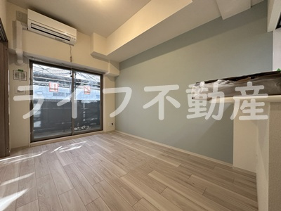 ファステート東大阪バレーナの居間・リビング|使いやすいリビングです