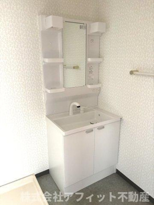 【洗面所】 | サンローズ坂田 | 洗髪洗面化粧台