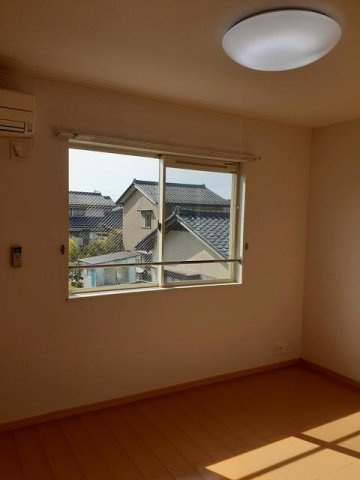 エリクシ－ル　６８の内装