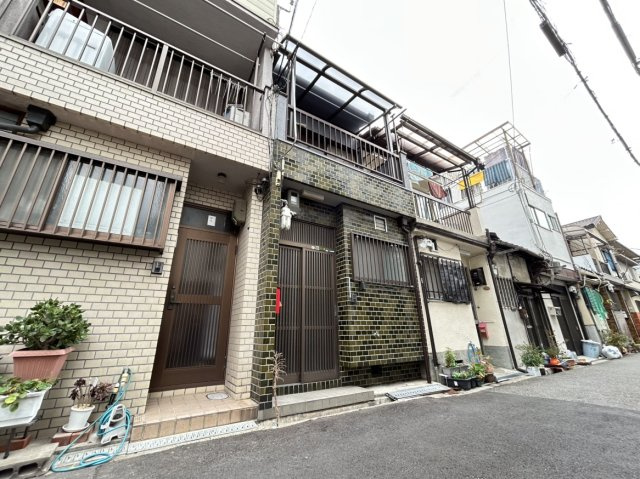 城東区中浜１丁目の前面道路含む現地写真
