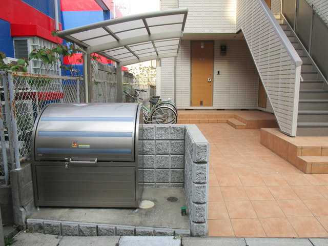 La Casa Mia　ラカーサミーアのエントランス|★敷地内ゴミ置場★