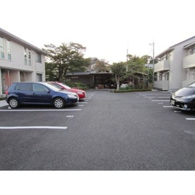 【駐車場】 | プレジオスＡ･Ｂ