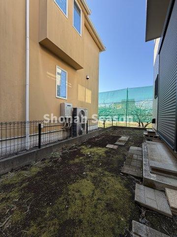 【間取り】 | ご家族が増えても安心！一人一部屋が叶う部屋数豊富な４LDK◎
リビング繋がりの洋室は、開放して一体利用できますよ。