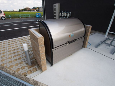 【設備】 | サンプレス | 敷地内ゴミ捨場